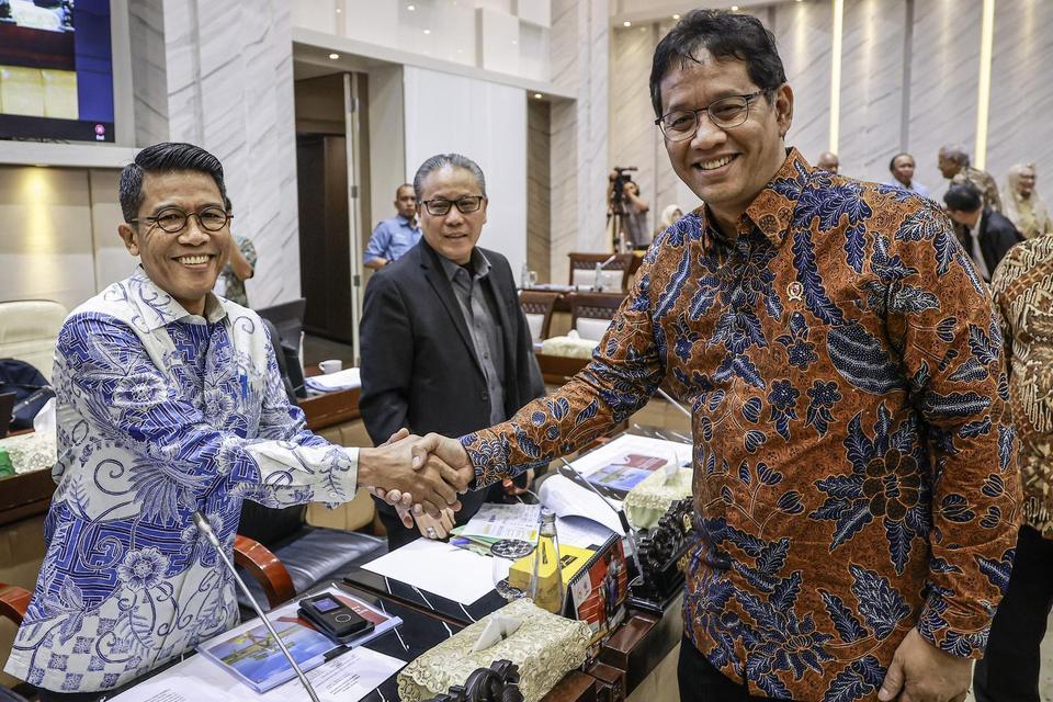 lps, dpr, purbaya yudhi