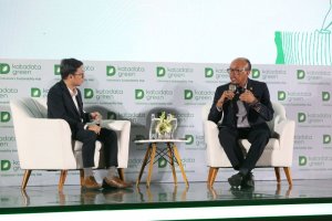 Evy Haryadi, Direktur Teknologi, Engineering, dan Keberlanjutan PT PLN (Persero) dalam Katadata SAFE 2025 di Jakarta, Rabu (10/9/2025). 