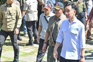 Wapres tinjau lokasi pengungsian korban banjir di Bali