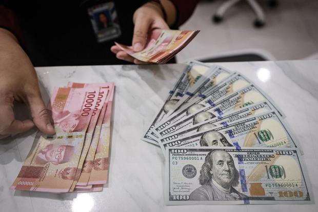 Rupiah dibuka melemah terhadap dolar AS