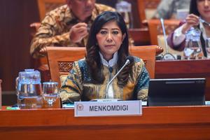 Raker Komisi I DPR bersama Menkomdigi