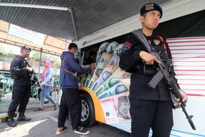 Nilai tukar rupiah dan inflasi terkendali