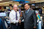 Presiden Prabowo Subianto bertemu Wali Kota New York 2022-2013 Michael Bloomberg di New York, Amerika Serikat, Senin (22/9).