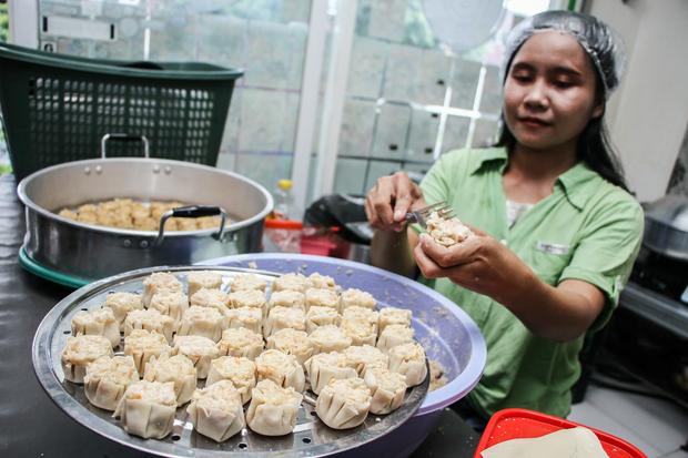 Target penyaluran kredit usaha rakyat perumahan