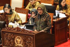 DPR sahkan RUU tentang BUMN