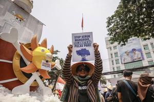 Aksi warga Pulau Pari di KKP