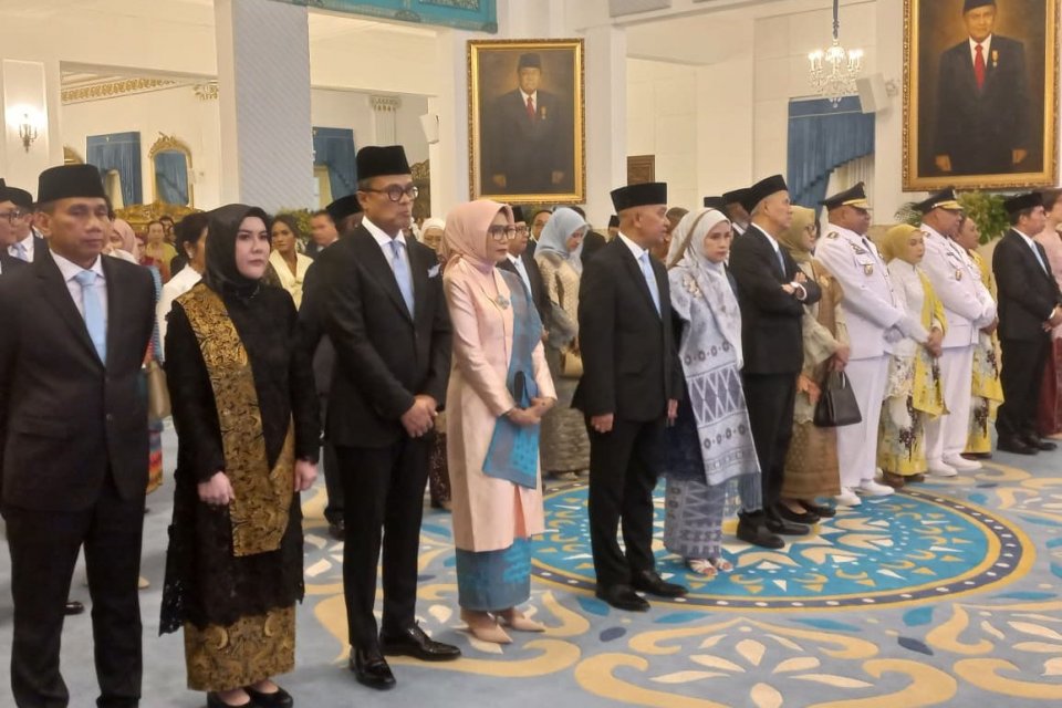 bumn, dony oskaria, prabowo