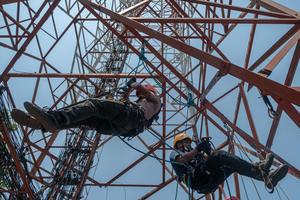 Pembinaan dan sertifikasi tenaga kerja pada ketinggian di Semarang