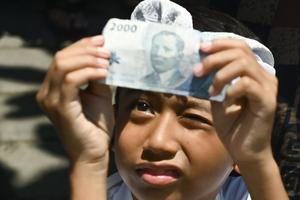 Peningkatan literasi keuangan pelajar