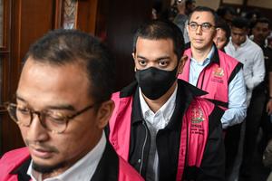 Sidang dakwaan kasus korupsi tata kelola minyak mentah