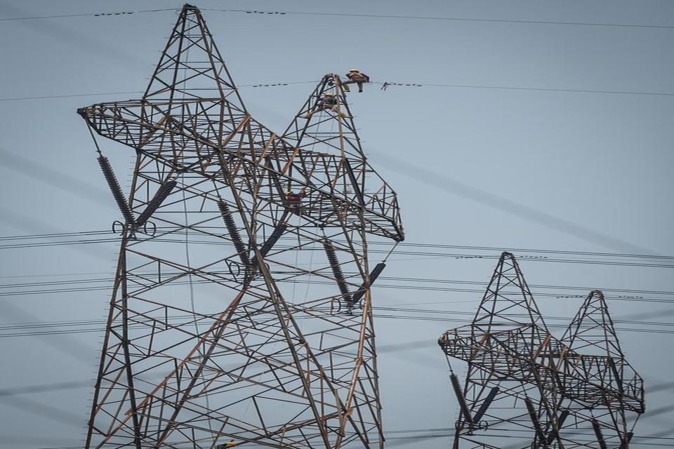 surabaya, energi, listrik