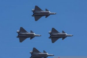 Pesawat tempur Chengdu J-10.