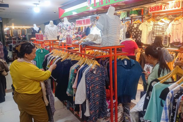 Larangan Impor Pakaian Bekas (Foto: Katadata/Fauza Syahputra)