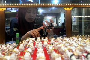 Perhiasan emas penyumbang inflasi terbanyak Oktober2025