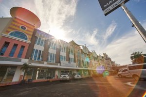 Fasilitas komersial PT Gowa Makassar Tourism Development Tbk Makassar