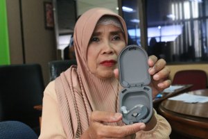 Ilustrasi Alat Bantu Dengar