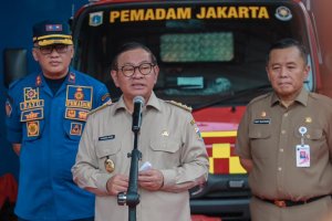 Gubernur DKI Jakarta Pramono Anung meresmikan pos damkar baru di Kebayoran Lama
