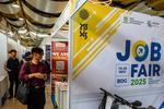 Pameran bursa kerja di Bandung