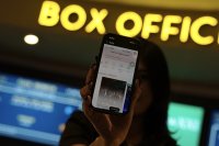 Pesan tiket bioskop bisa lewat aplikasi GoPay