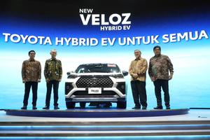 Peluncuran Veloz Hybrid EV buatan dalam negeri
