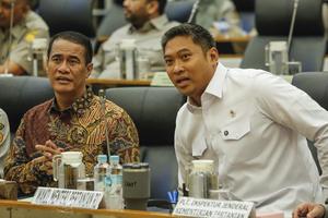 Raker Komisi IV DPR dengan Menteri Pertanian
