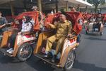 Bantuan becak listrik Presiden Prabowo di Jombang