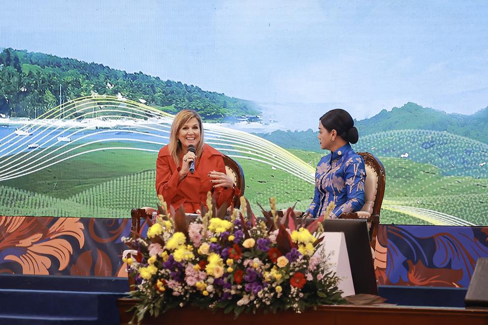 kesehatan finansial, ratu maxima, ojk