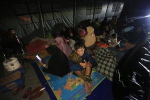 Pengungsi korban banjir di Aceh Barat