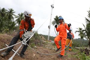 Pembangunan tower darurat PLN Aceh