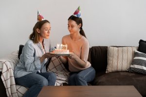 Ucapan Ulang Tahun untuk Teman Perempuan