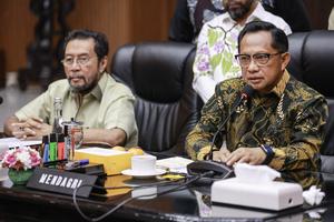 Raker Komite I DPD dengan Mendagri