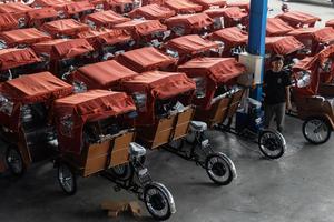 Becak listrik bantuan Presiden di Solo