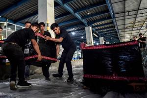 Bantuan alat komunikasi untuk bencana Sumatera