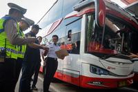 Pemeriksaan kelaikan bus jelang Natal dan tahun baru