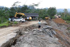 Pemulihan jalan Aceh Utara - Bener Meriah pascabencana