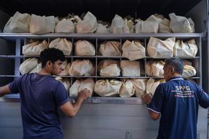 Penyaluran paket MBG selama libur sekolah