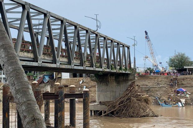 Jembatan bailey di Jembatan Kutablang, Kecamatan Krueng Tikeum, Minggu (14/12/2025).