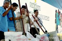 Prabowo mengumumkan swasembada pangan 2025. 