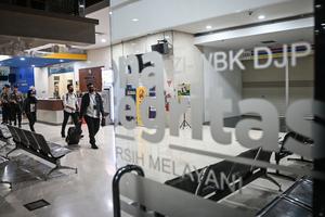 KPK geledah kantor KPP Madya Jakarta Utara