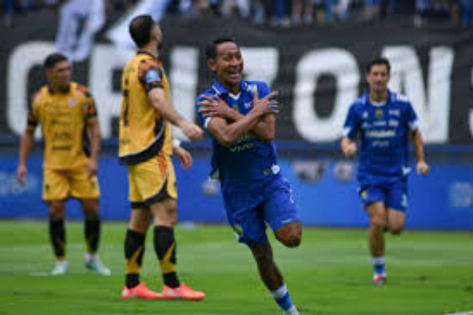 Hasil Pertandingan Persib vs Persija 