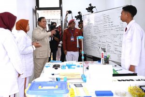 Kunjungan sekolah rakyat oleh Prabowo