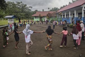 Pemulihan trauma anak korban banjir di Halmahera Barat
