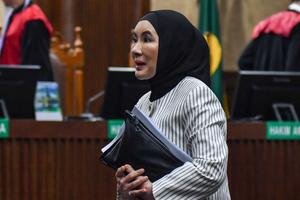 Mantan Dirut Pertamina Nicke Widyawati menjadi saksi kasus pengelolaan minyak mentah