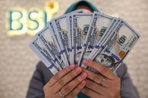 Nilai tukar rupiah terhadap dolar AS ditutup menguat