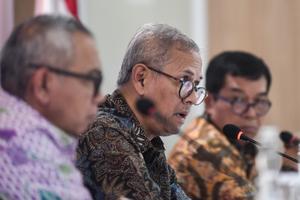 Konferensi pers penetapan tingkat bunga penjaminan LPS