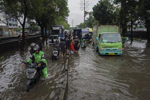 Banjir di Jalan Daan Mogot Jakarta
