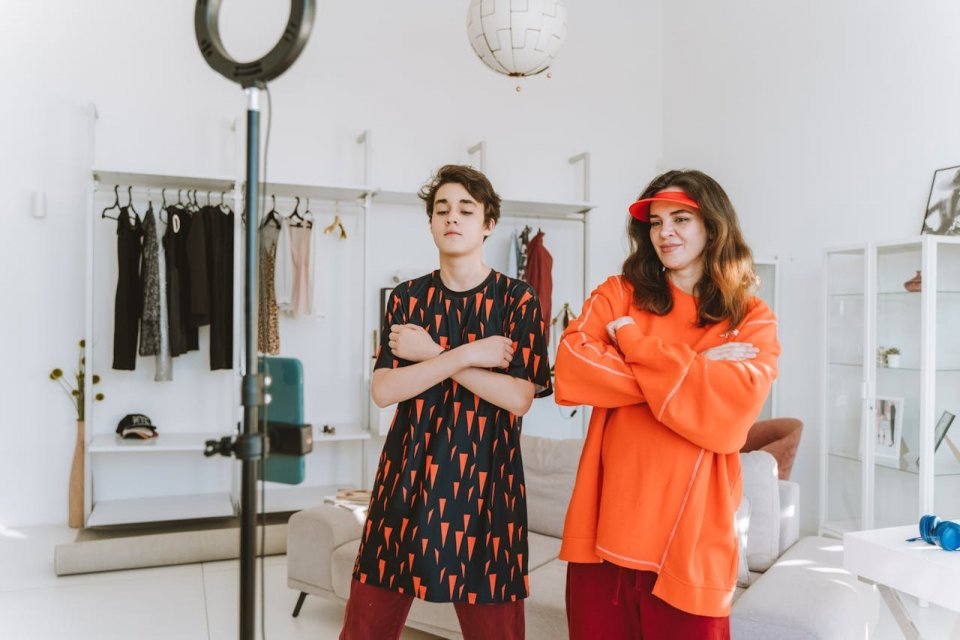 makna lagu jauh ko pergi