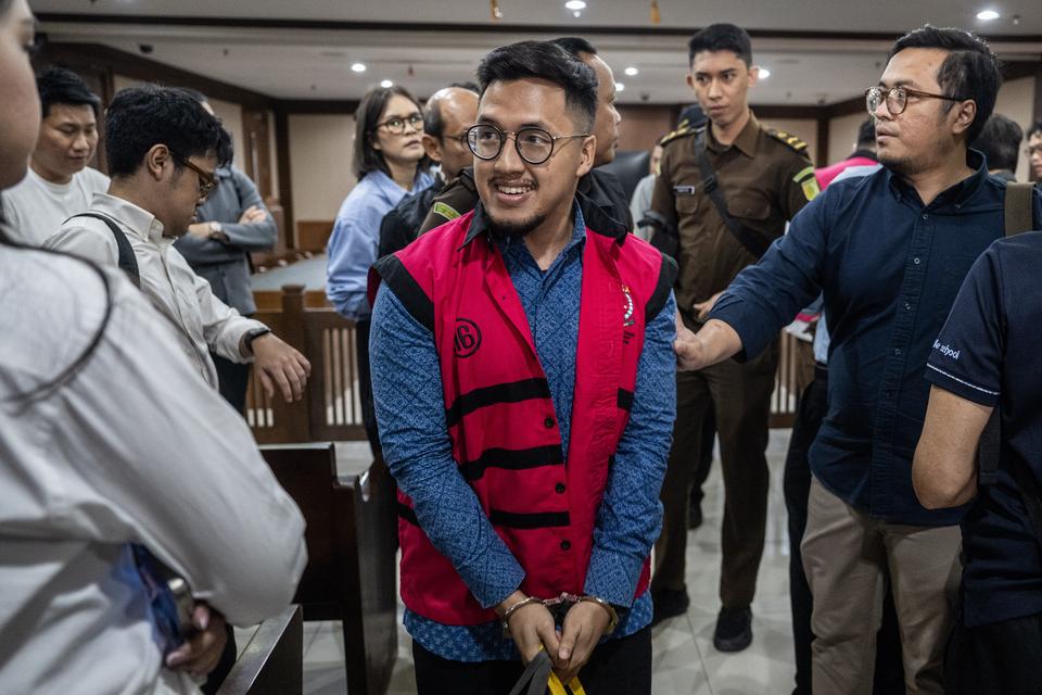 Pleidoi Aldi Adrian Kasus TaniHub: Dampak Keluarga & Risiko Sistemik BUMN VC
