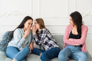 Kata-kata Sindiran Pedas Buat Teman Munafik