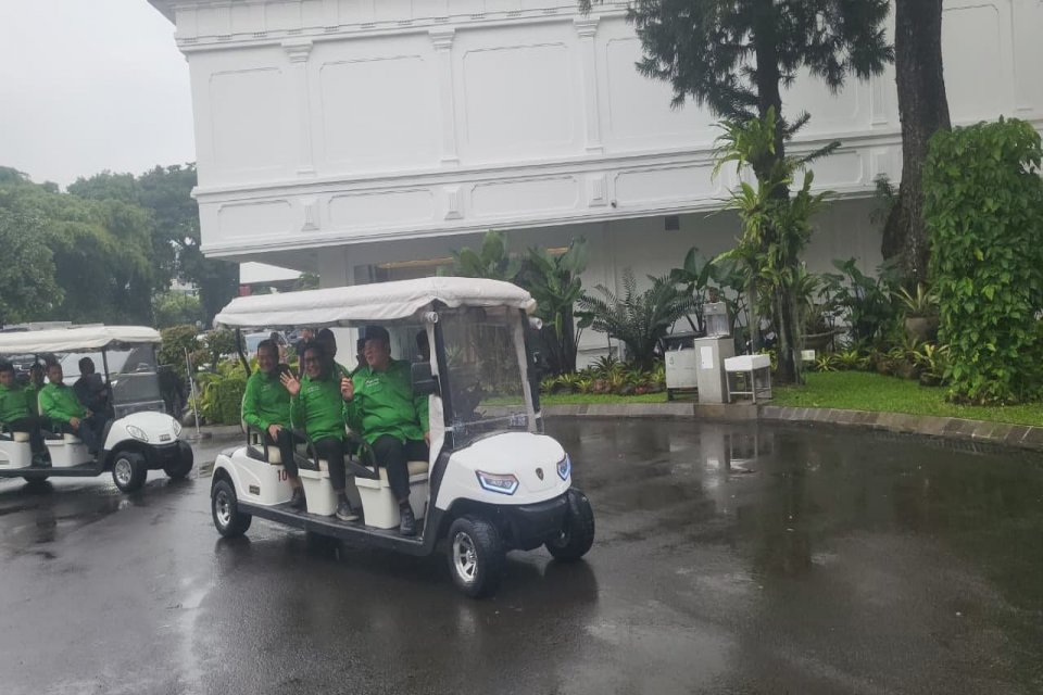 Pengurus Partai Kebangkitan Bangsa (PKB) menemui Presiden Prabowo Subianto di Istana Kepresidenan, Jakarta, Rabu (4/2). Foto: M Fajar Riyandanu/Katadata